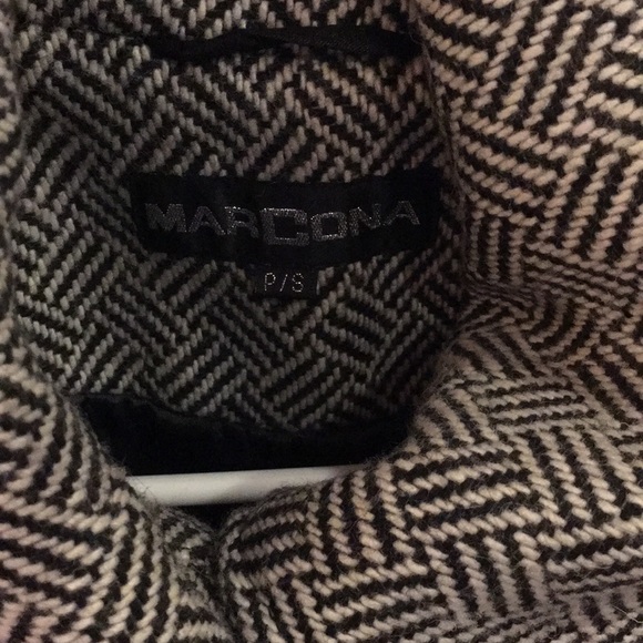 Beautiful/stylish coat! - Picture 2 of 3